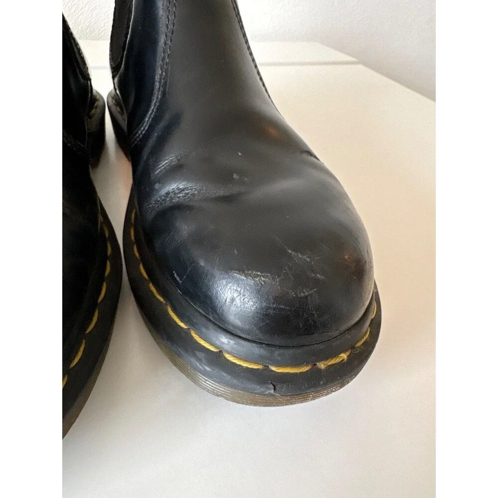 Dr Martens Chelsea Boots  2976 Unisex Mens 6 Women's 7 Black Boots